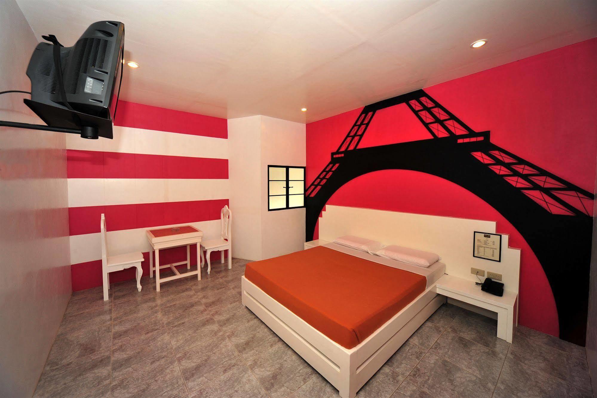 Hollywood Drive-In Hotel Baguio City Kültér fotó