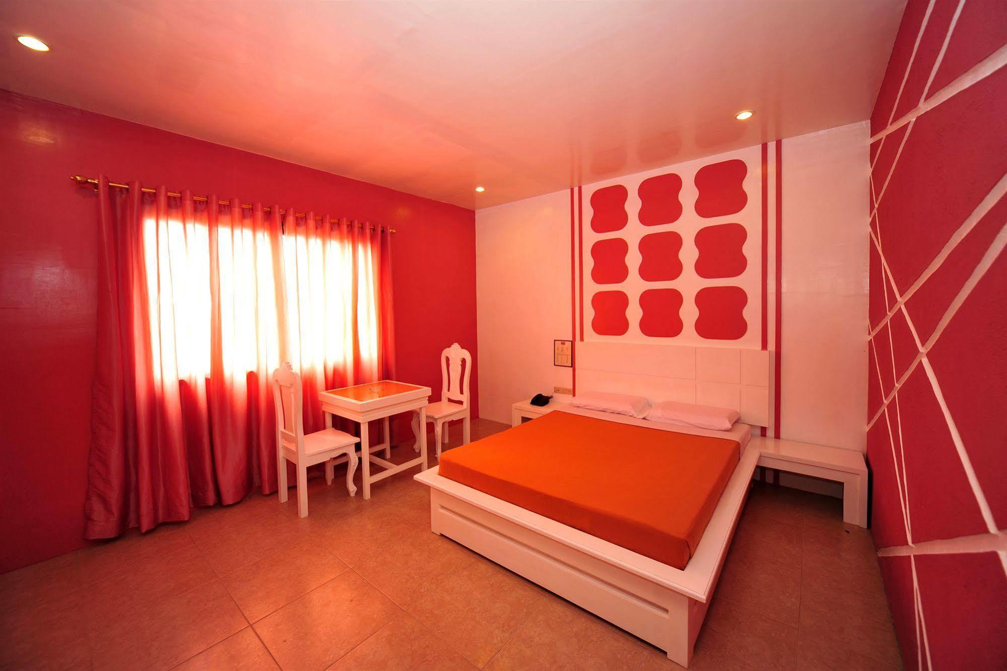 Hollywood Drive-In Hotel Baguio City Kültér fotó