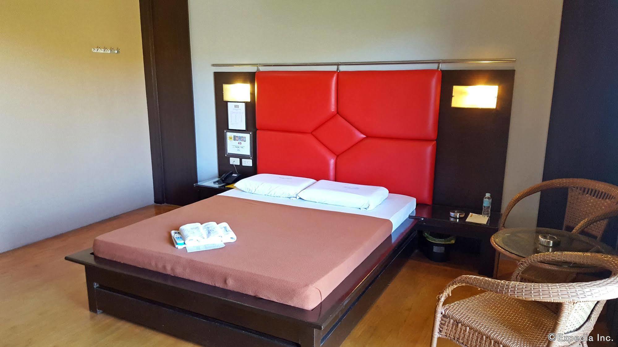 Hollywood Drive-In Hotel Baguio City Kültér fotó