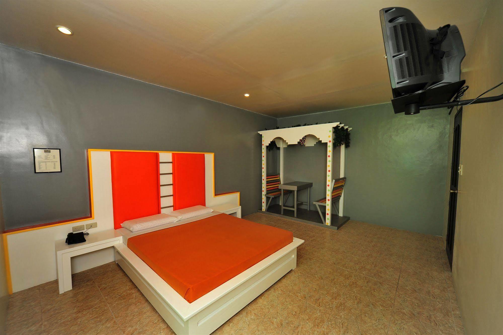 Hollywood Drive-In Hotel Baguio City Kültér fotó